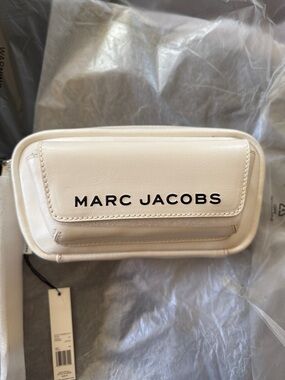 Marc Jacobs Cream Leather Logo Crossbody Bag